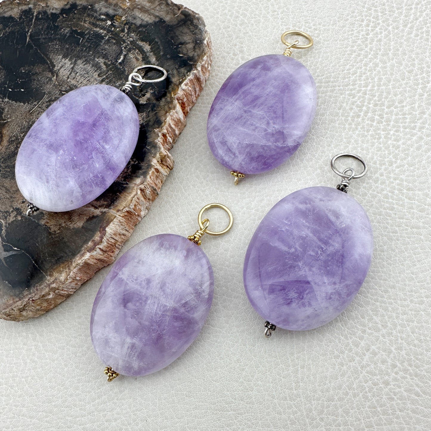 Amethyst Oval (L)